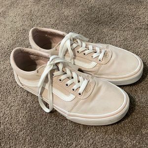 Women’s Light Pink Old Skool Vans